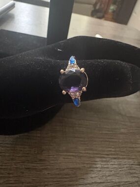 Elegant Purple Stone Ring with Blue Accents - Womens Costume Jewelry Size 7